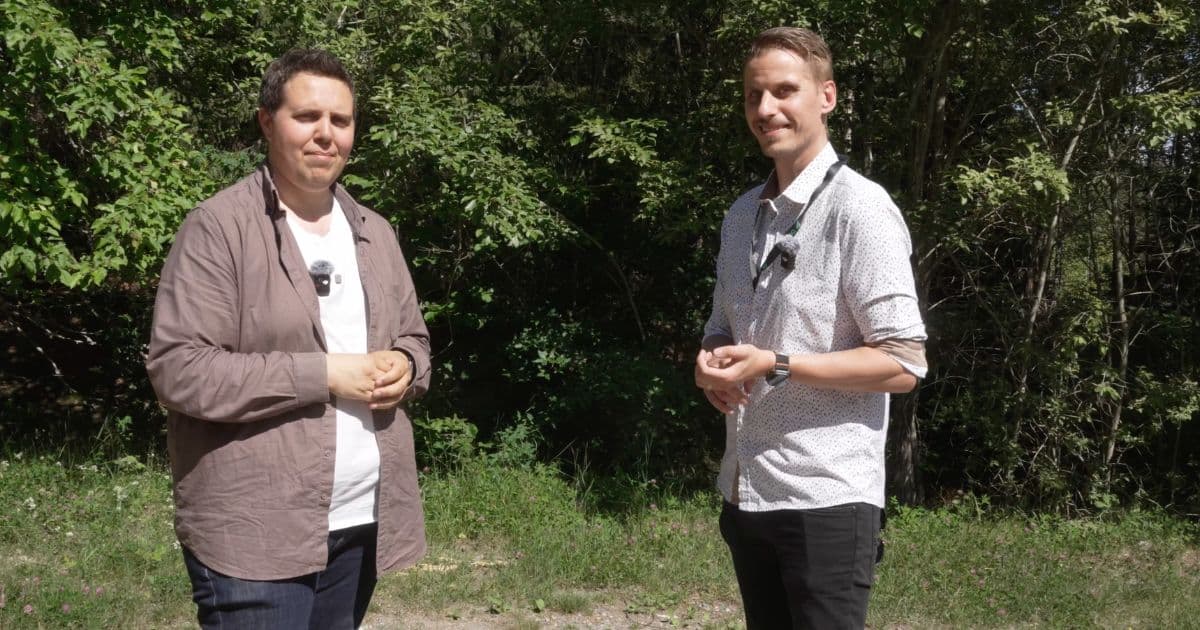 Jag har träffat Joakim Hansson, som är produktansvarig för batteritester på DEKRA Sverige.