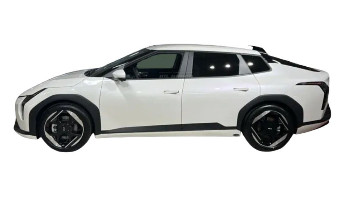Kia EV4 Fastback (2027) – bild 1 av 1