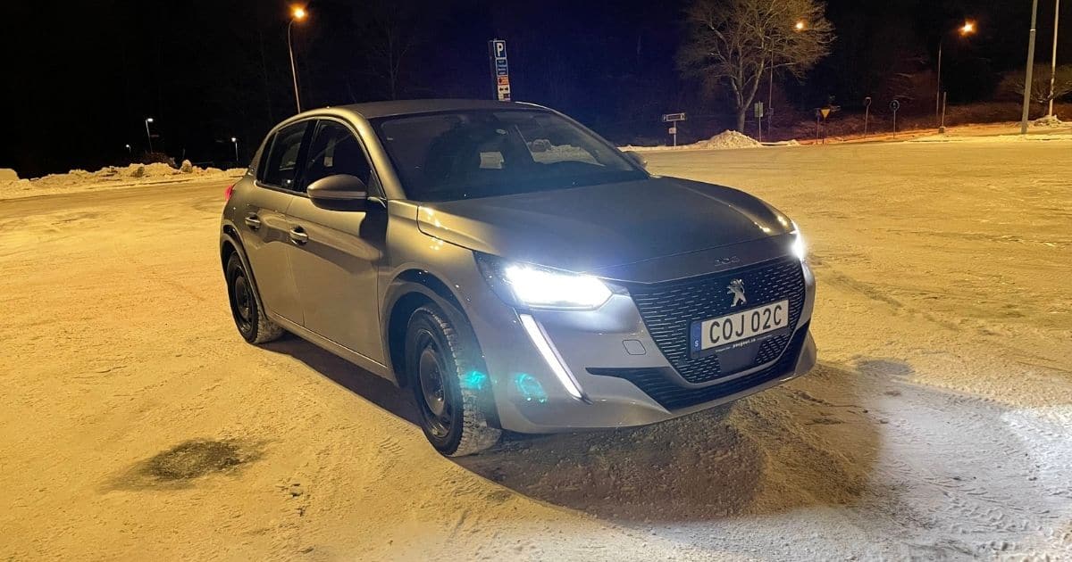 Testad: Peugeot e-208 (januari 2022)